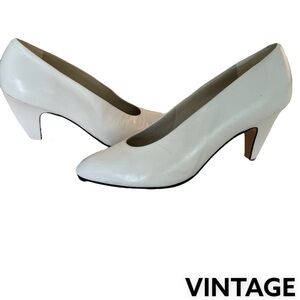 PALOMA Heels Pumps Pearl White | 6B Vintage​